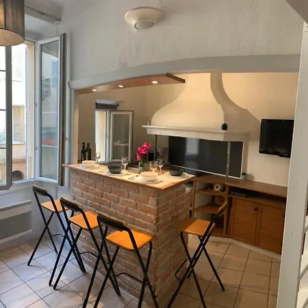 Apartment A092-studio Agreable Avec Mezzanine - Le Suquet *