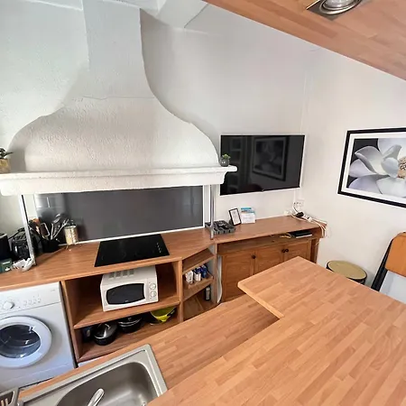 A092-studio Agreable Avec Mezzanine - Le Suquet