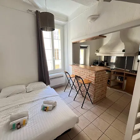 A092-studio Agreable Avec Mezzanine - Le Suquet Cannes